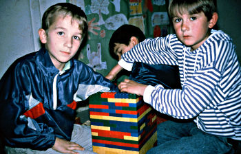 Children in refugee camp in Croatia (1994), Photo: Suncroket
