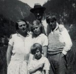 Pierre Ceresole - <p>Excursion with the family Lalive, 1930, Doubs (Switzerland)</p>